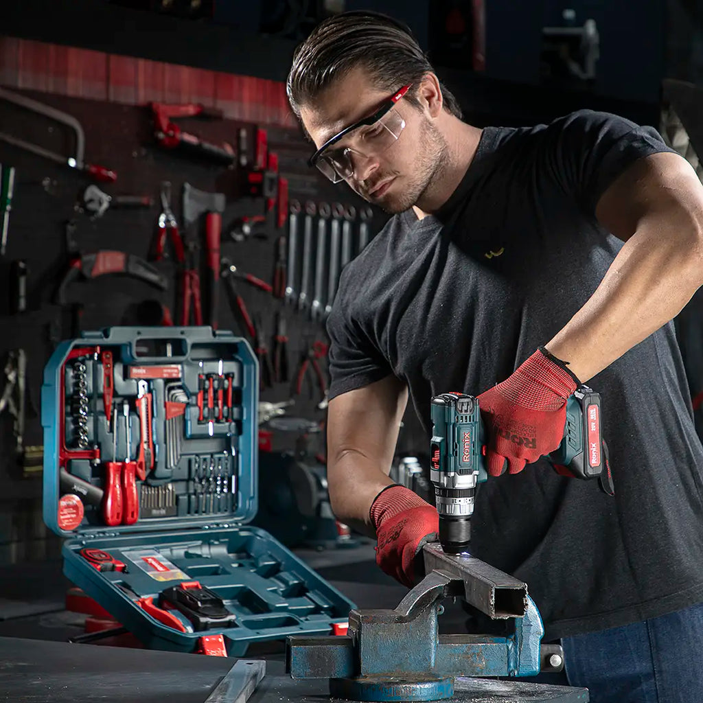 Ronix 20 V Akku-Bohrschrauber-Set (53-teilig) mit Handwerkzeugen